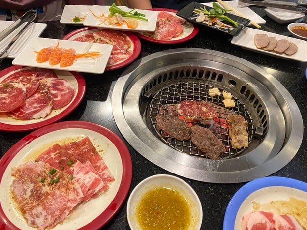 Koyama Yakiniku ซีคอน สแควร์