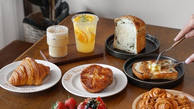 Aob-Sook bread & pastry cafe ช้างม่อย ซอย 3