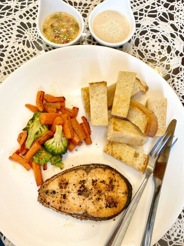 Blue house Cafe and Bistro