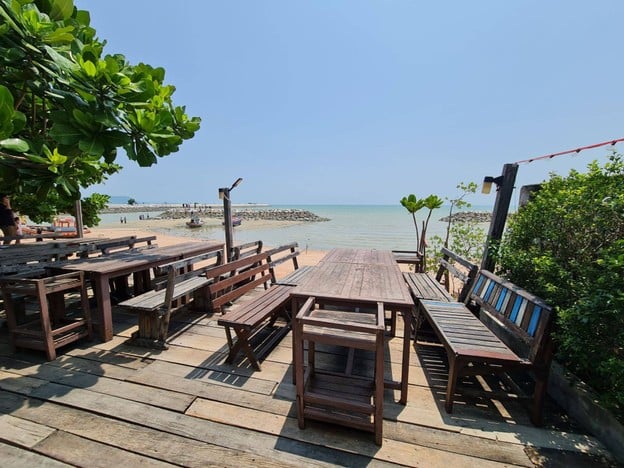 บ้านอำเภอซีฟู้ด นาจอมเทียน