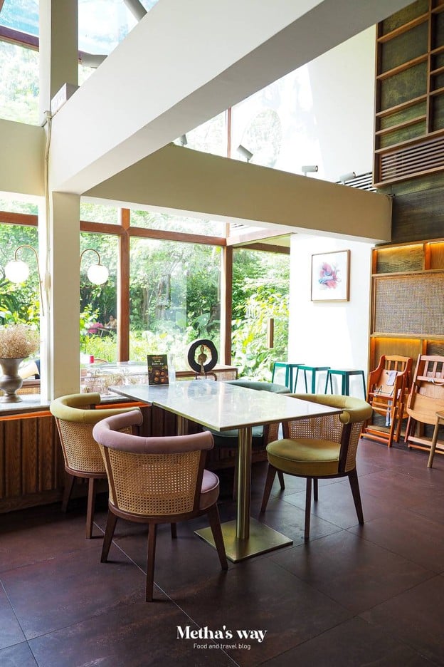 บรรยากาศ ขมิ้น Camin Cuisine & Cafe เกษตร-นวมินทร์