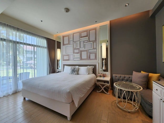 โรงแรม ยู สาทร กรุงเทพฯ