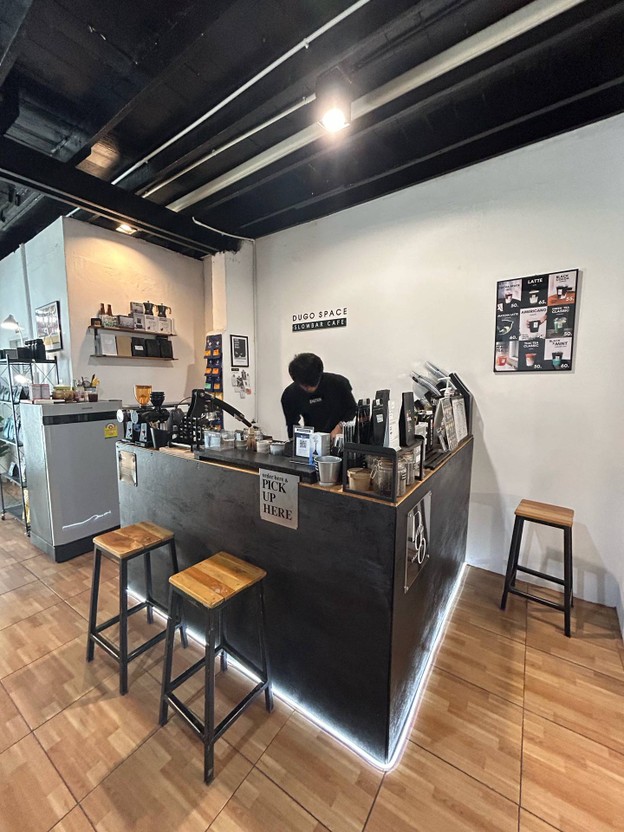 DUGOSPACE COFFEE ดูโก้สเปซ ตลาดพลอย