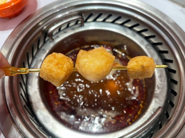 จินหงส์ หม่าล่าสายพาน พัทยาสายสาม