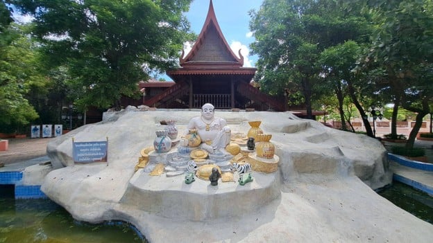 บ้านขุนช้าง