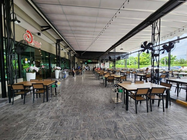 บรรยากาศ อบอร่อย พรานนก-ตัดใหม่