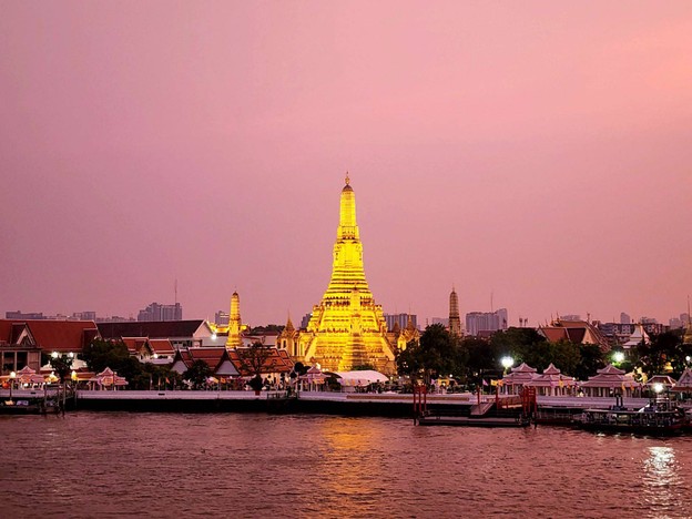 วัดอรุณราชวรารามราชวรมหาวิหาร