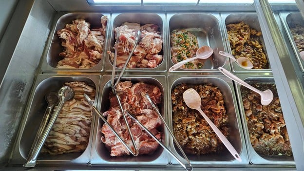 ฟินน์ บุฟเฟ่ต์