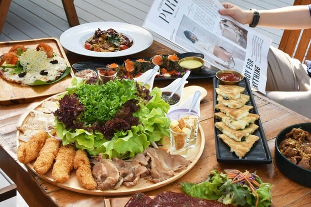 9 SALADs (นายน์สลัด) รามอินทรา กม7