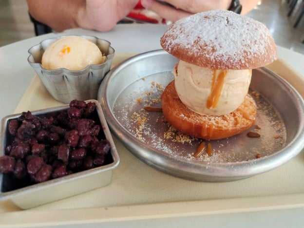เมนูของร้าน ถ้วยถังไอติม จุฬา12
