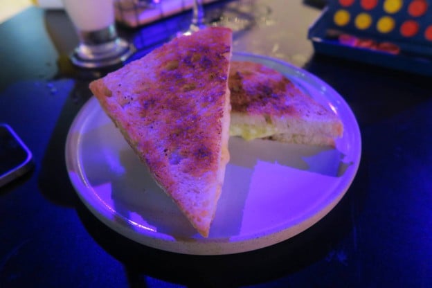 เมนูของร้าน The Brightside Bistro