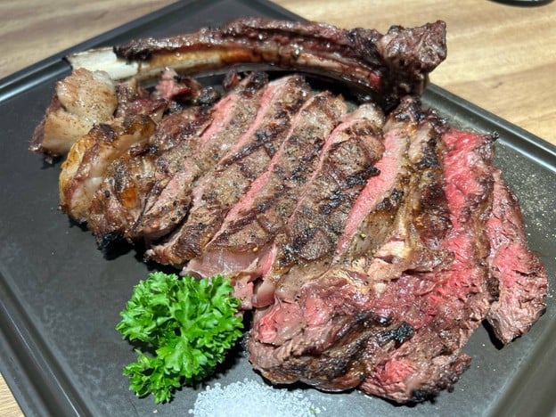 เนื้อแท้ เซ็นทรัลพลาซา เวสต์เกต