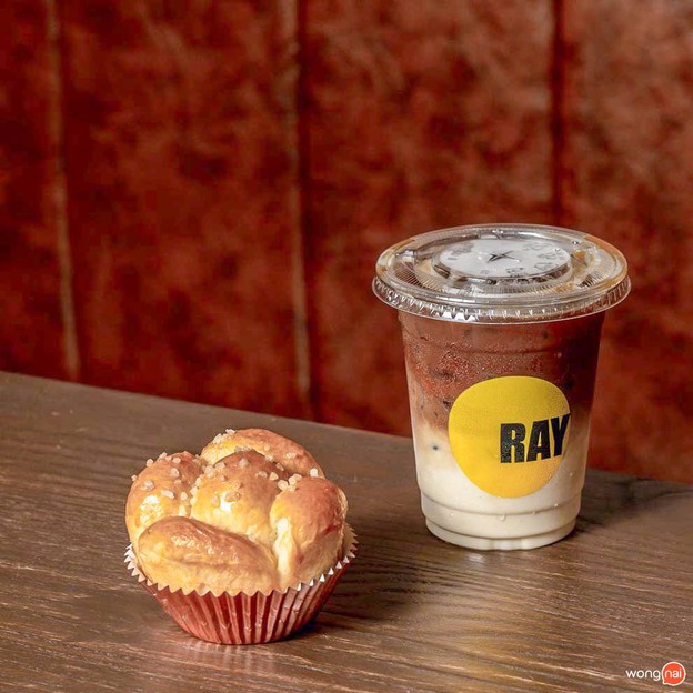 Ray Coffee Bar & Hostel