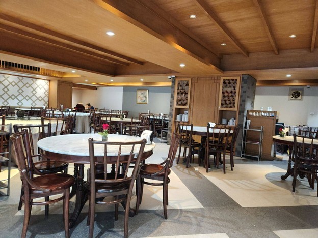 บรรยากาศ แสนยอด WOK บางรัก-สาทร