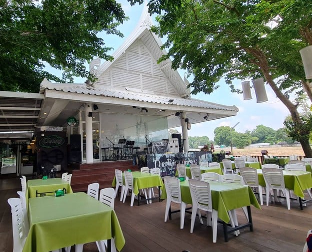 บรรยากาศ De Riva Ayothaya