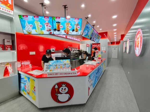 บรรยากาศ Mixue บางรัก