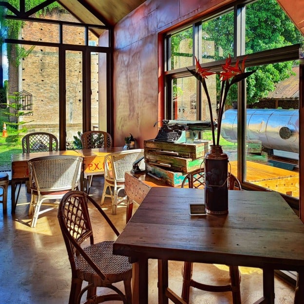 บรรยากาศ โรงบ่มปัวคาเฟ่แอนด์อีทเทอรี่