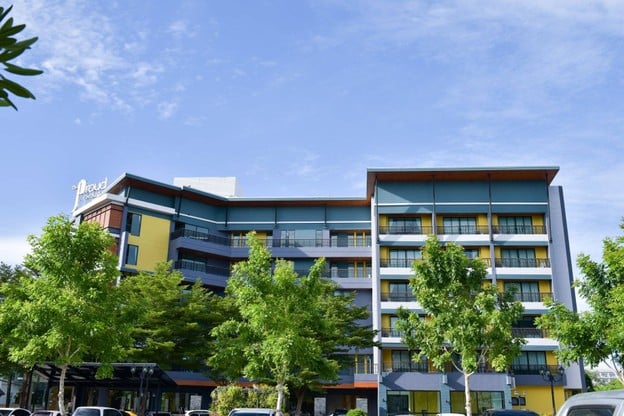 เดอะพราวเอกซ์คลูซีฟโฮเทล