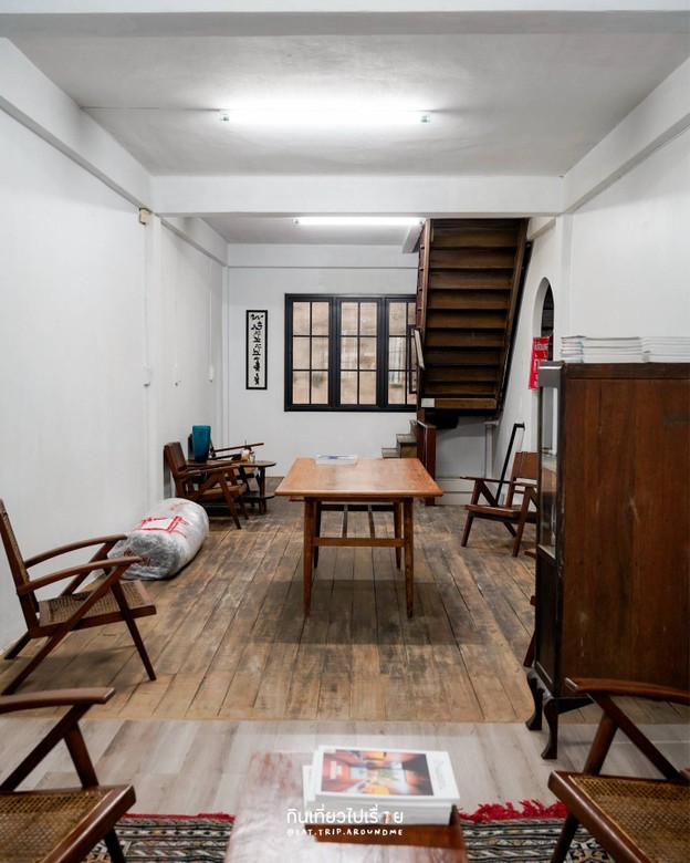 Khru เสาชิงช้า