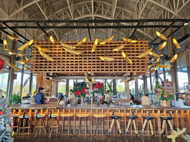 บรรยากาศ La Borne Point