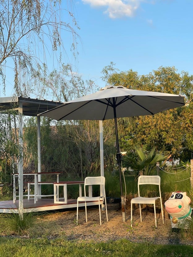 สุขอารมณ์ คาเฟ่ Sukarrom cafe หน้าวัดม่วง อ่างทอง