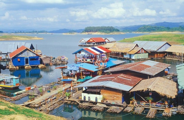 บรรยากาศ บ้านท่าเรือ
