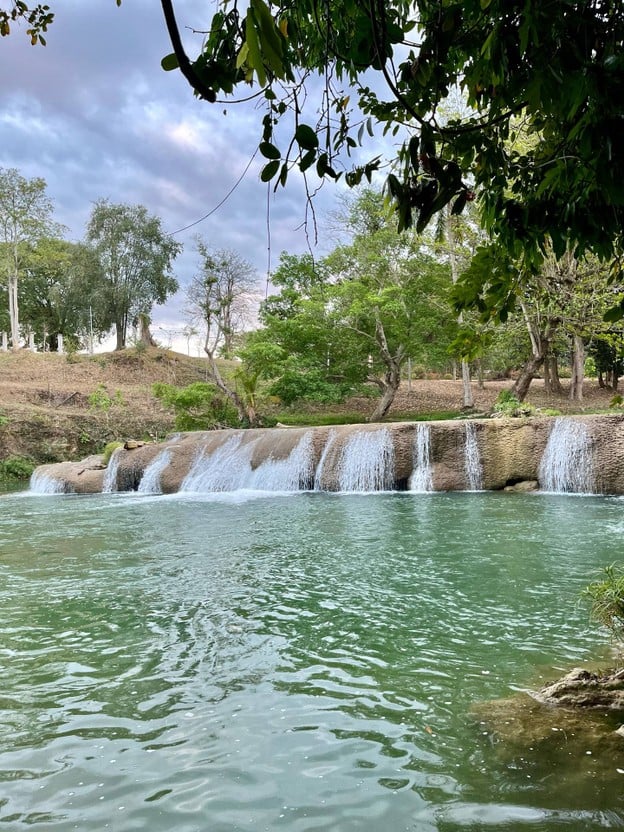 บรรยากาศ น้ำตกแก่งหรุ