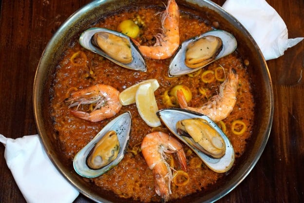 El Tapeo - Spanish Eatery and Wine Bar ทองหล่อ