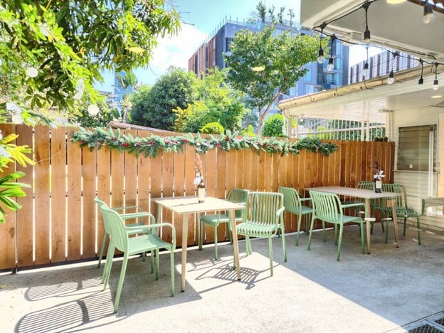 AMI Brunch & Bubbles