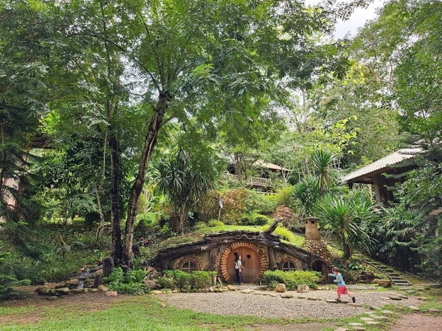 Take A Walk เตวแอ่ว