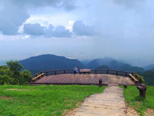 บรรยากาศ จุดชมวิวม่อนสน