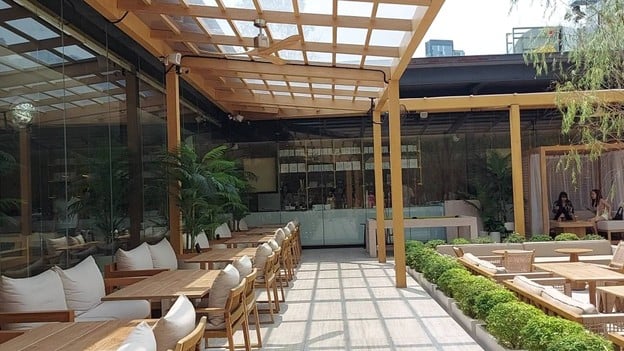 CUM Coffee เดอะออฟฟิศ ทองหล่อ