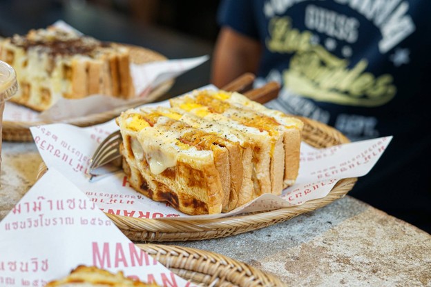 เมนูของร้าน MAMA Sandwich แซนวิชโบราณ ๒๕๖๓