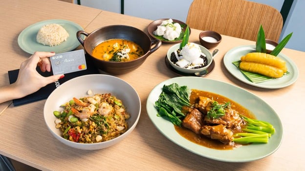 Terraces De Bangkok เซ็นทรัล สีลม