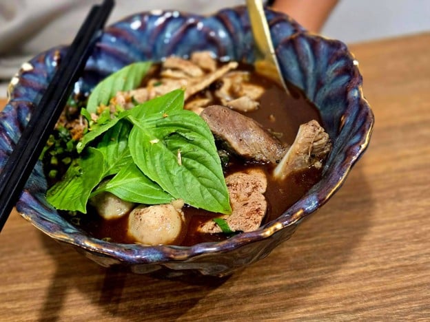 กาลนาน ก๋วยเตี๋ยวเรือสมุนไพร ซีคอนสแควร์ ศรีนครินทร์