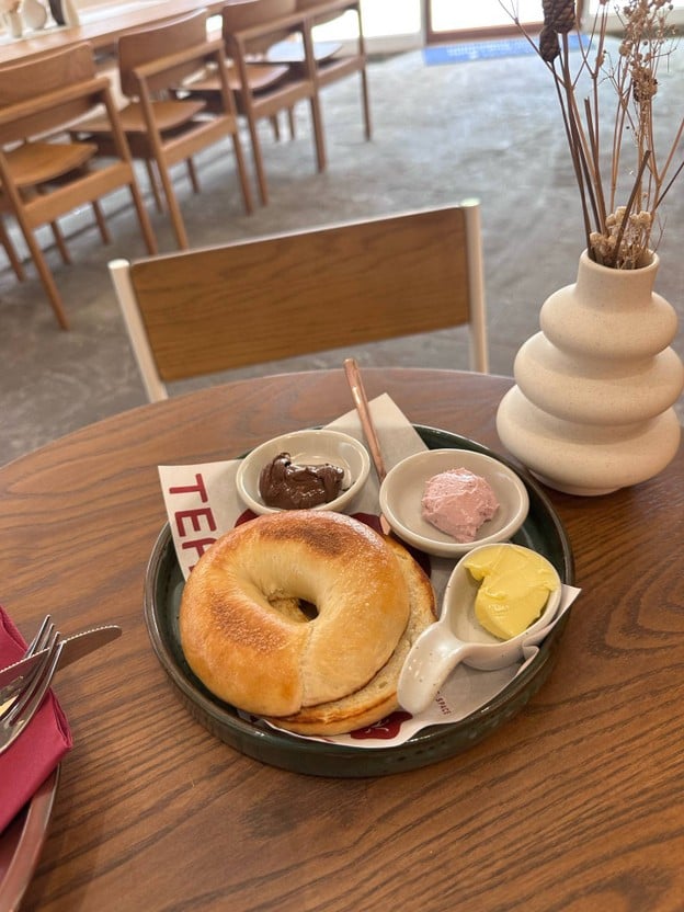 เมนูของร้าน T'IN Cafe and Experience Space
