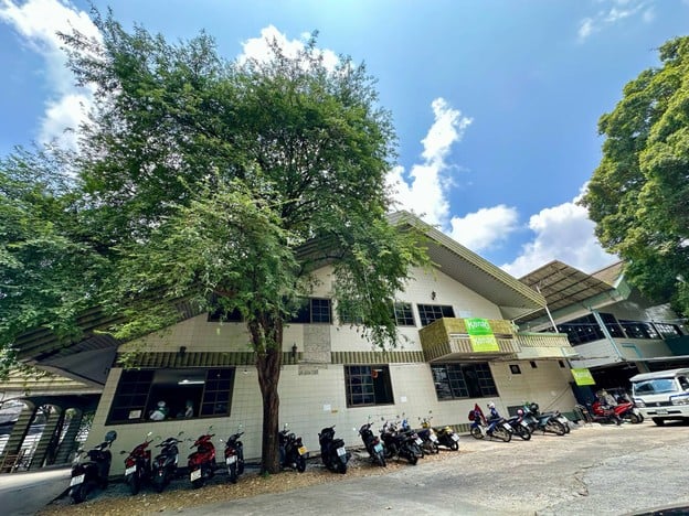 หยกสด ขนมไทยใบเตย อ้อมน้อย