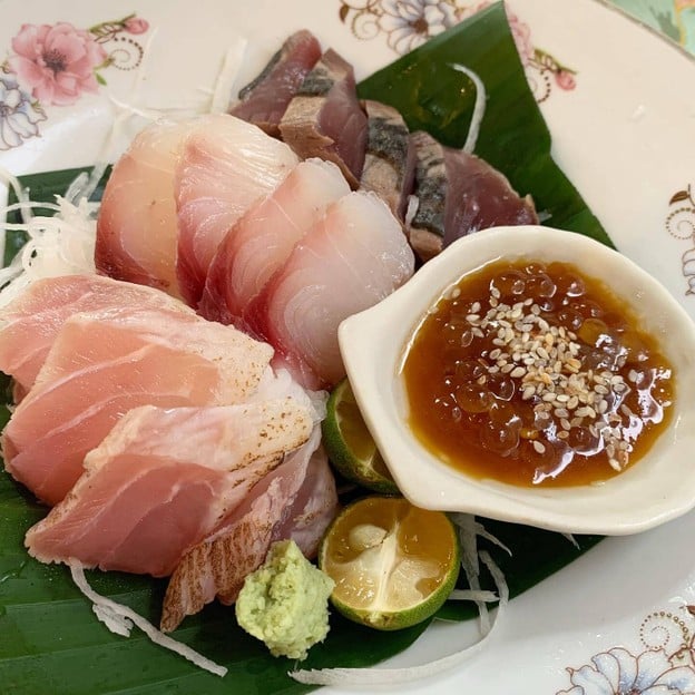 เมนูของร้าน ปลาดิษฐ์ อาหารทะเลพื้นถิ่น เรือเล็กชาวประมง