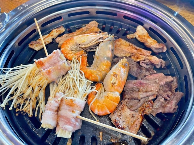 เมนูของร้าน ซินซา โคเรียน บาร์บีคิว (Sinsa Korean BBQ) ซินซา โคเรียน บาร์บีคิว