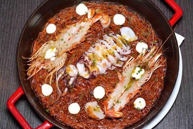 Albricias Restaurant โรงแรมชาเทรียม เรซิเดนซ์ สาทร กรุงเทพฯ