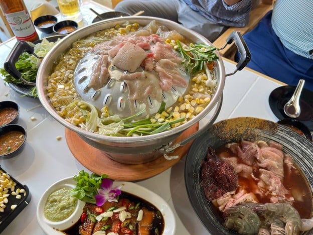 เมนูของร้าน ตำ ยำ แซ่บ ทวีโชคหมูกระทะ บรรทัดทอง ทวีโชคหมูกระทะ บรรทัดทอง