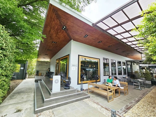 PATCHWORKS Fine Pastry & Dessert บางพลัด