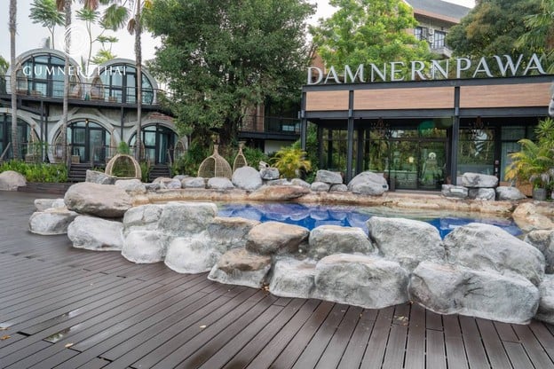 ดำเนินพวา รีสอร์ทบ้านต้นไม้