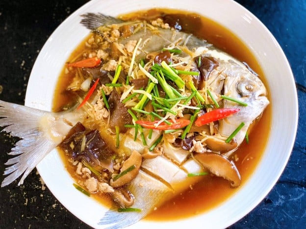 คิดเช่นเน KitchenNay Cafe and Bistro