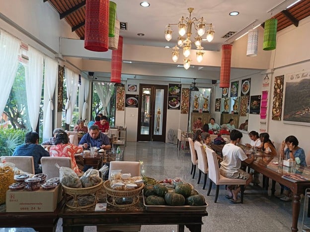 ครัวคุณเมี่ยงอาหารเหนือ..อาหารไทย สามพราน