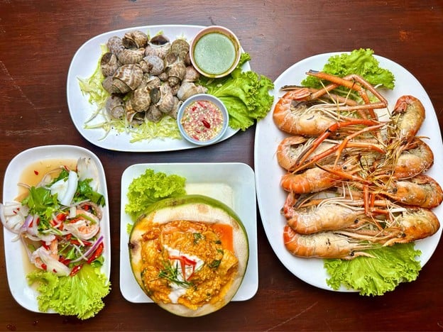 ครัวโบราณ บันเทิง