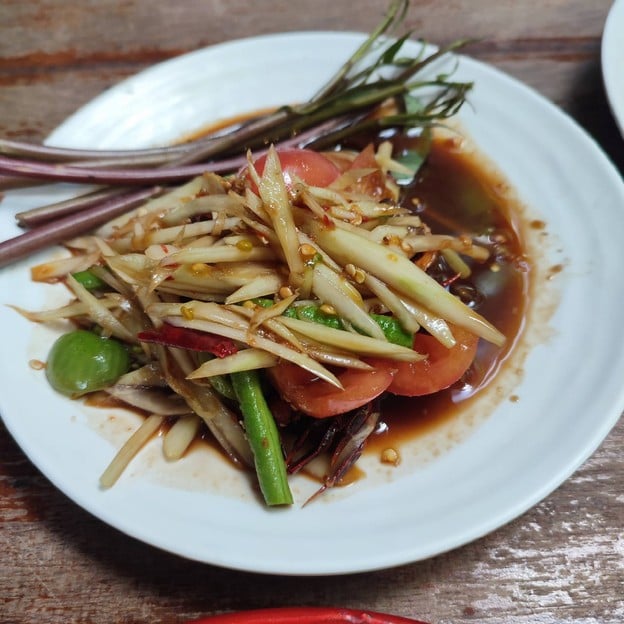 เมนูของร้าน ตำกระเทย สาเกต สนามบินขอนแก่น