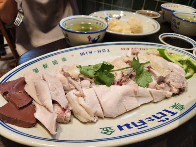 Toh-Kim โต๊ะคิม Park Silom