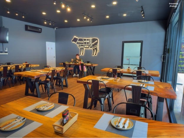 ทุ่งพระยาฟาร์ม สเต็กไทยวากิว - ตลาดแสงอารีมาร์เก็ต 56