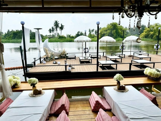 มองน้ำ’ Cafe